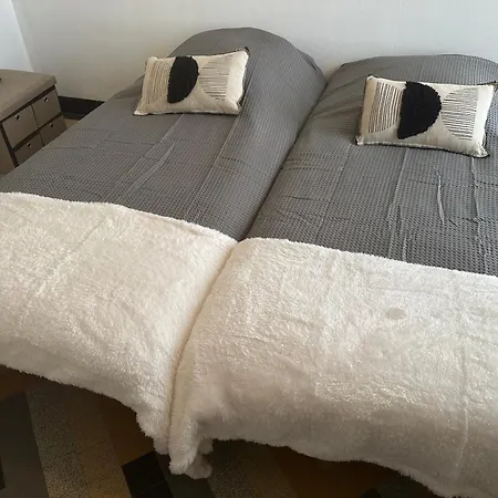 Les Mirabelliers Appartamento *