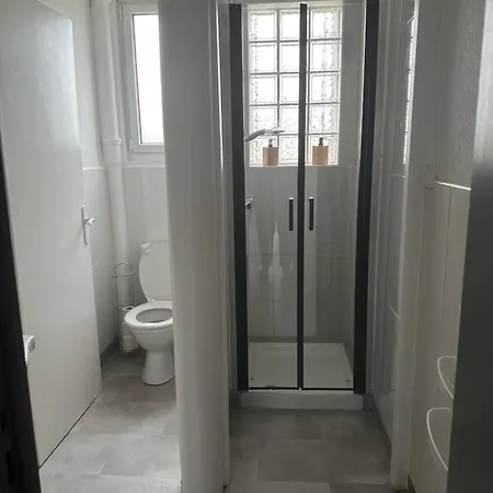 Апартаменты Les Mirabelliers Morville