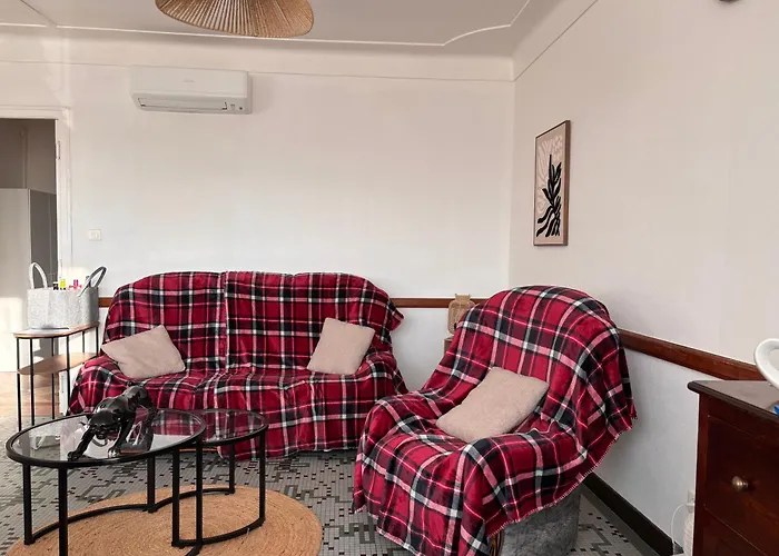 Les Mirabelliers Апартаменты Morville