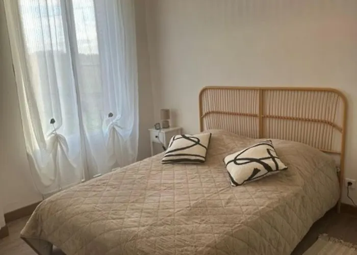 Les Mirabelliers Апартаменты