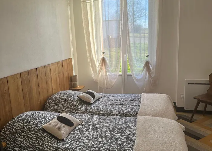 Les Mirabelliers * Morville