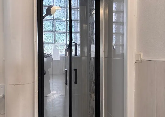 Les Mirabelliers Апартаменты *