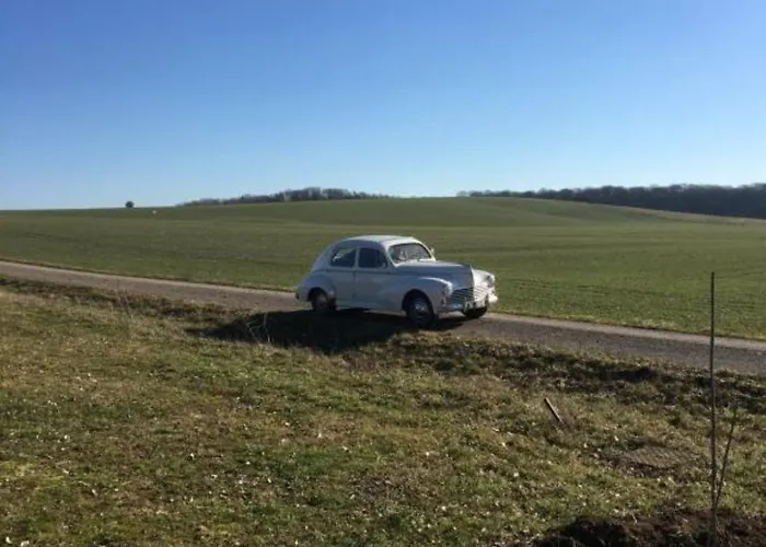 Les Mirabelliers Апартаменты Morville